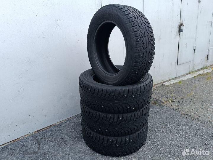 Nokian Tyres Hakkapeliitta 5 215/60 R16 99T