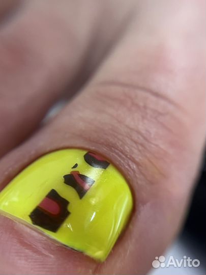 Маникюр Педикюр