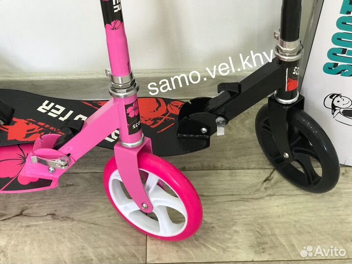 Самокат новый (большие колёса, подножка)