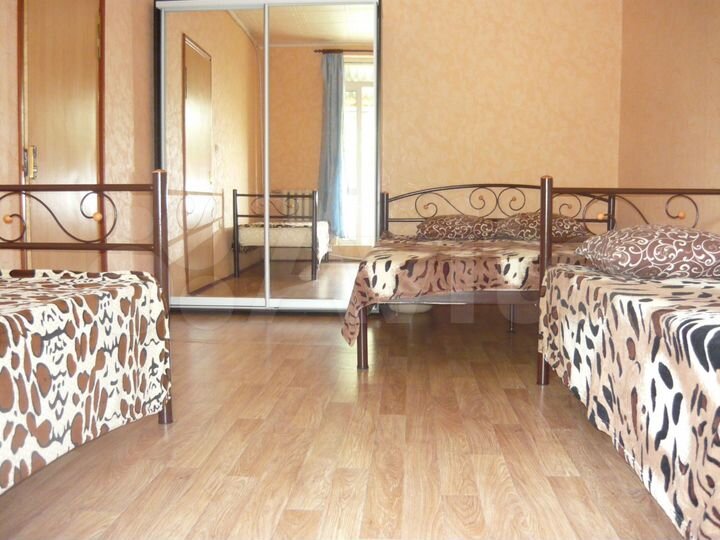 Комната 18 м² в 1-к., 1/1 эт.