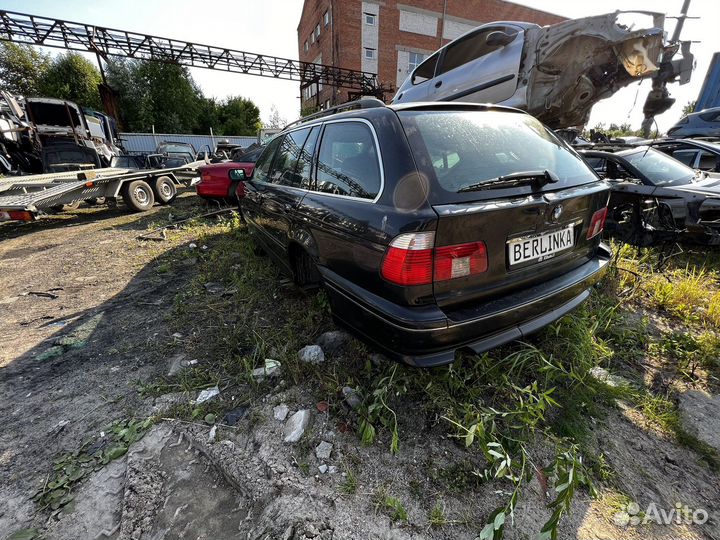 На разборку Е39 530D