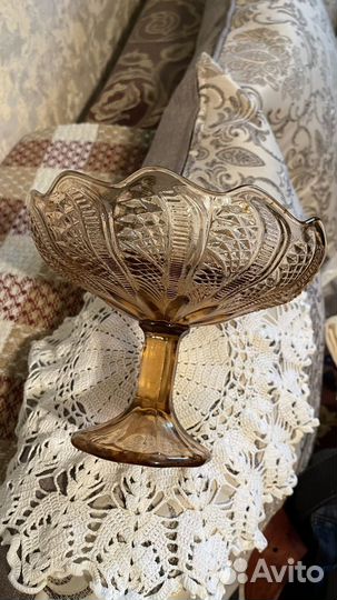 Ваза для фруктов на ножке старинная