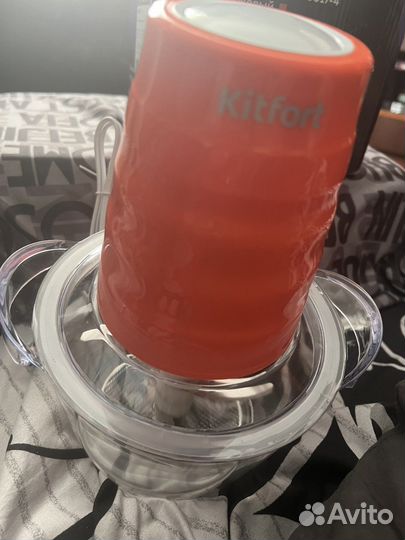Измельчитель новый в коробке kitfort kt-3017-4