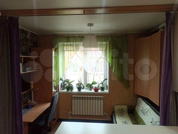 1-к. квартира, 42 м², 3/3 эт.