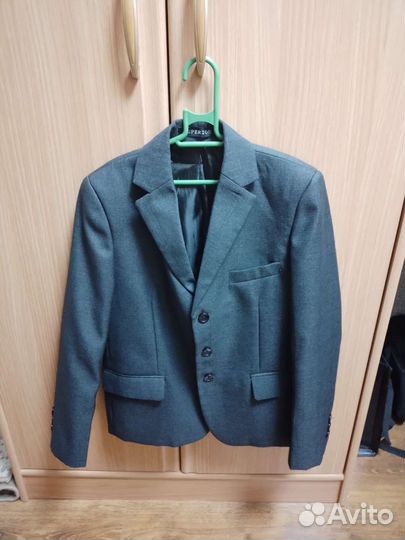Пиджак школьный