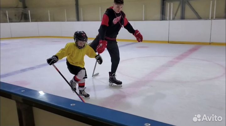 Тренер по хоккею