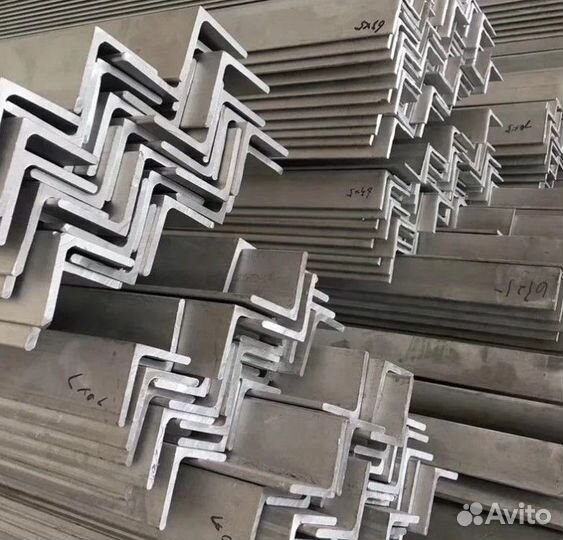 Уголок металлический