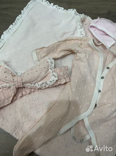 Комплект на выписку для девочки