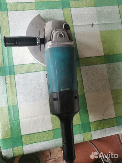 Ушм makita 9069