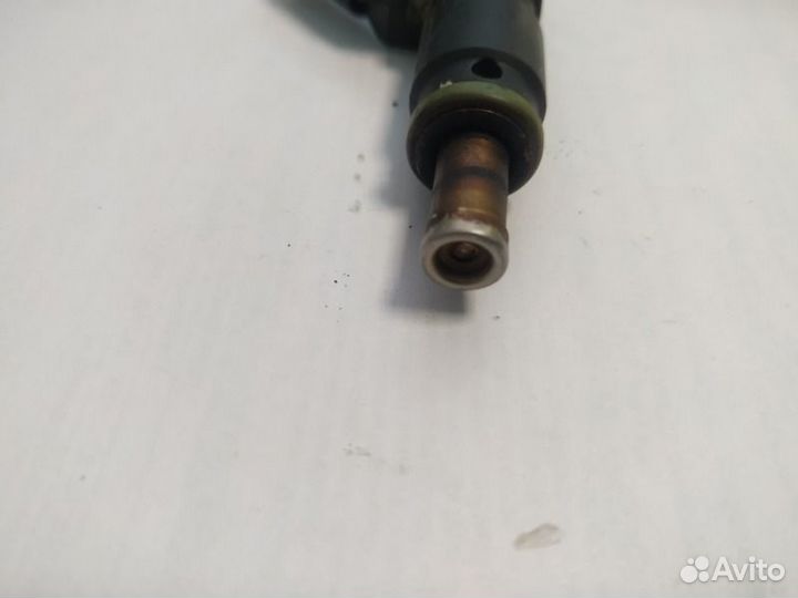 Форсунка инжекторная электрическая Mercedes-Benz