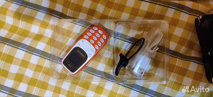 Mini Nokia m10