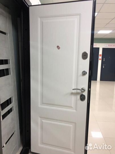 Входная дверь Дельта