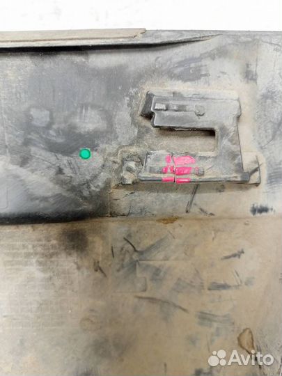 Накладка двери задней правой