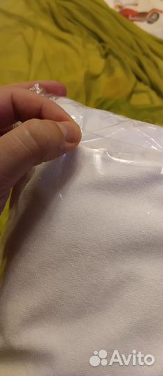 Наматрасник непромокаемый с резинками новый 1,8*2