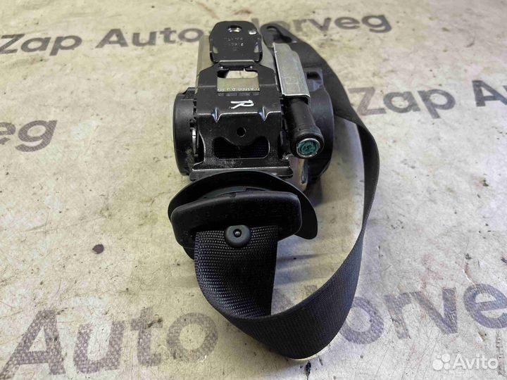 Ремень безопасности передний правый Mercedes C W20