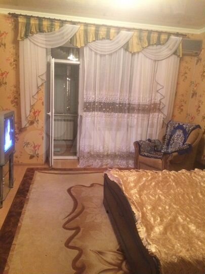 2-к. квартира, 86 м², 5/5 эт.