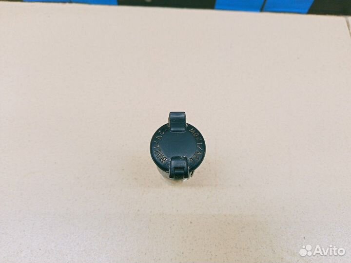 Гнездо прикуривателя RAV 4 2013