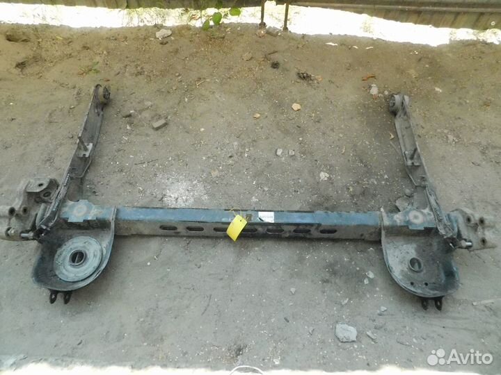 Балка подвески задняя рено трафик опель виваро