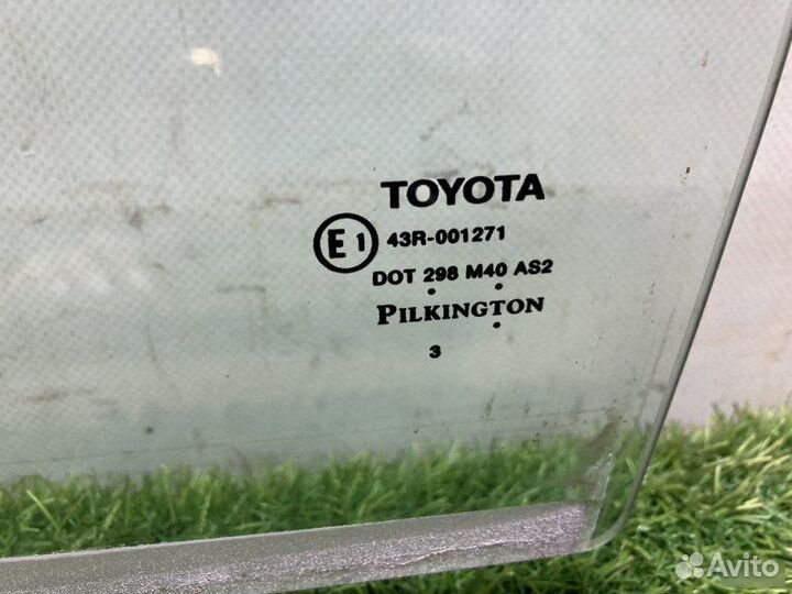 Стекло двери заднее левое Toyota Camry Cv40