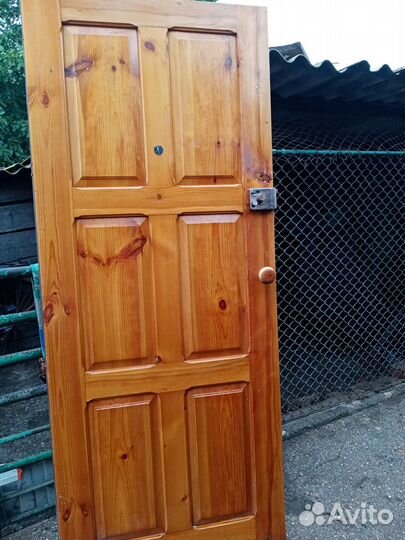 Дверь входная деревянная бу