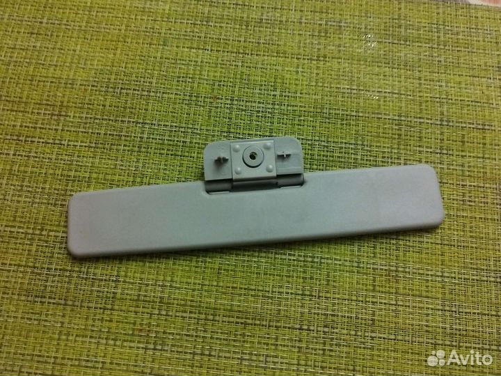 Солнцезащитный козырек 8d0858555