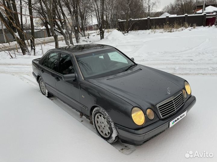 Mercedes-Benz E-класс 2.4 AT, 1998, 200 000 км