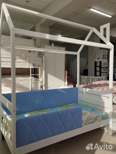 Детская кровать Домик