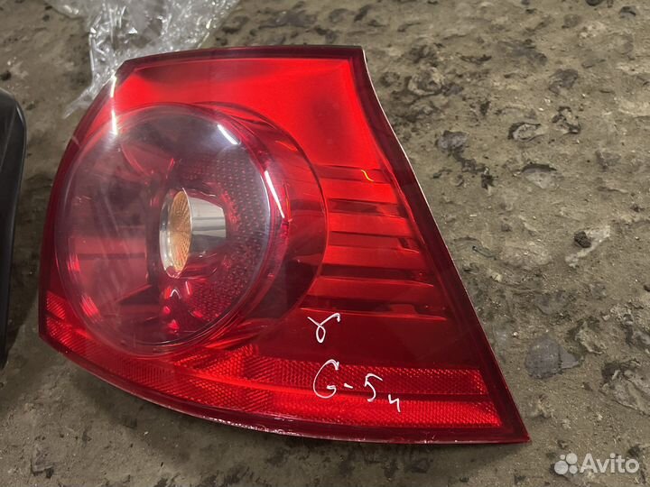 Задний фонарь Фольксваген гольф 5 правый и левый