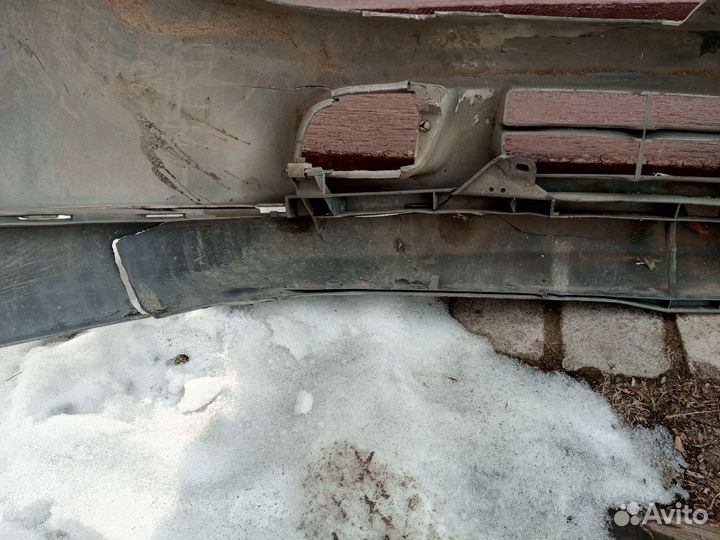 Продам бампера под восстановление
