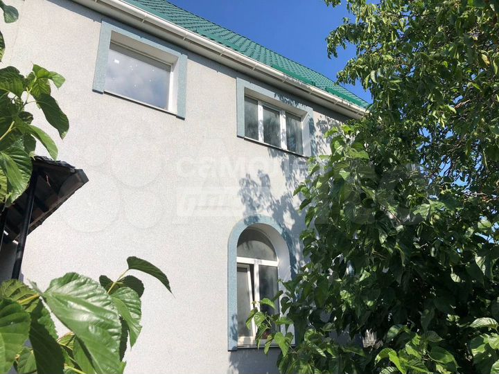 Дом 173 м² на участке 5,5 сот.