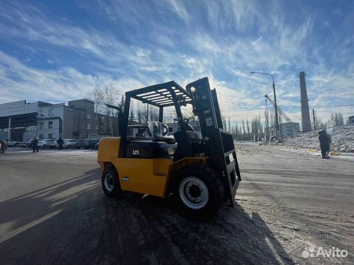 Вилочный погрузчик UN Forklifts FD70, 2023