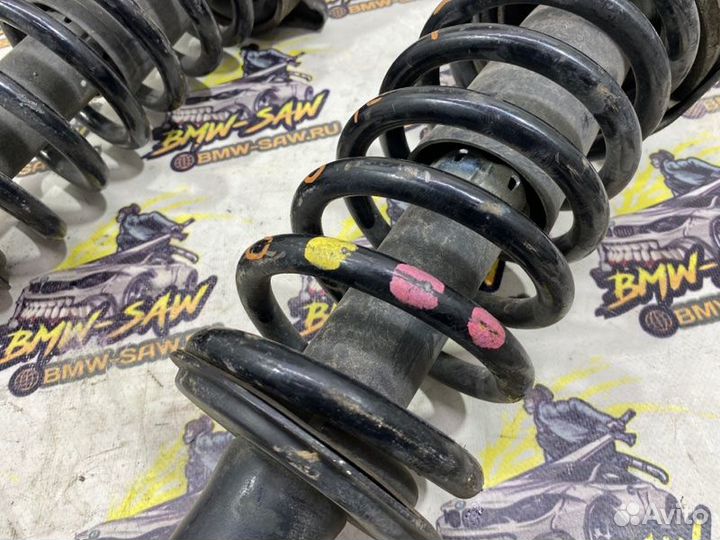 Стойки подвески задние Audi A6 C4 AAH 1996