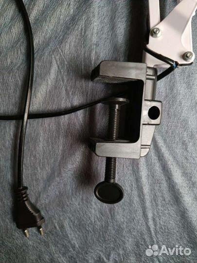 Лампа настольная