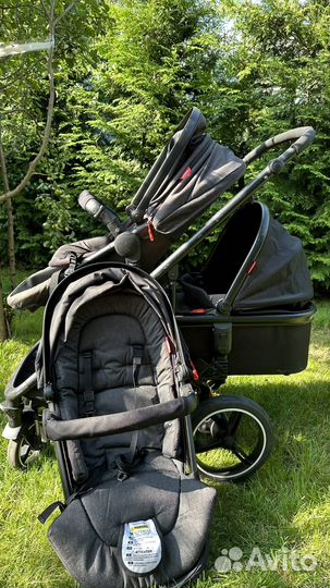 Коляска для погодок Phil and Teds Voyager