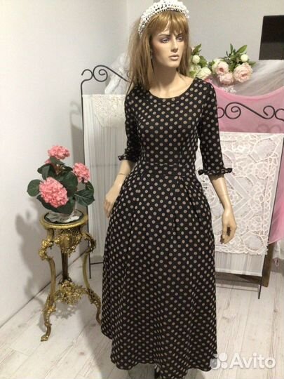 Платье трикотажное теплое в горошек 44-46 р