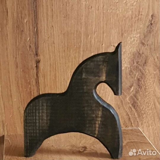 Деревянная лошадка