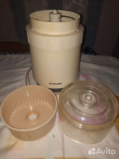 Тостер,магнитофон кассет,бутербродница,весы