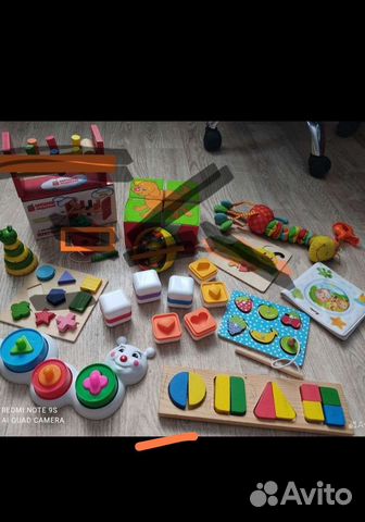 Развивающие игрушки