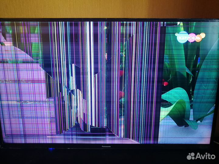 Продам Телевизор на запчасти