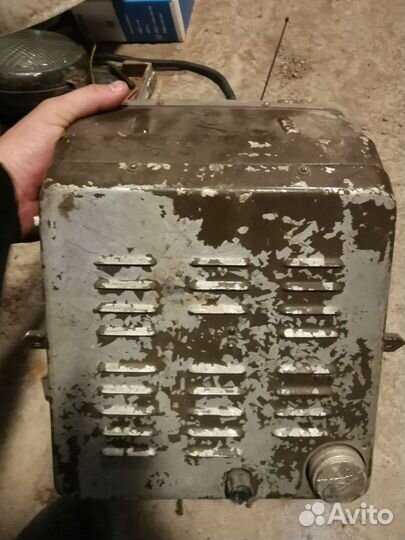 Радио приемник СССР автрмобильный