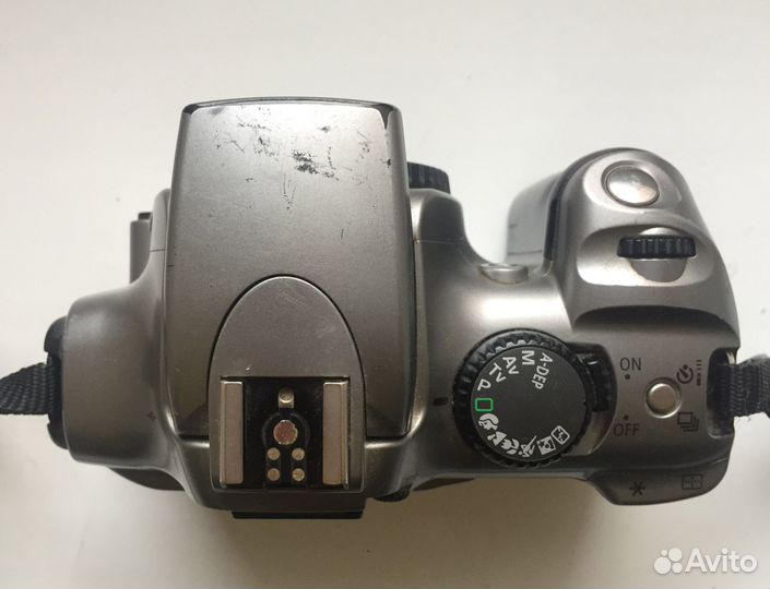 Зеркальный фотоаппарат Canon EOS 300D Body