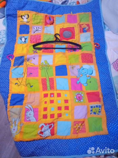 Развивающий коврик