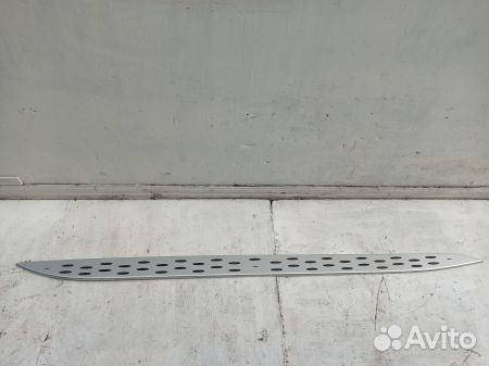 Накладка правой подножки