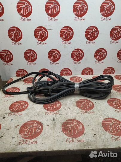 Уплотнитель кузова Infiniti Fx35 S51 VQ35HR