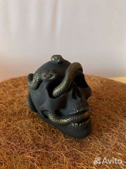 Декор из гипса. Статуэтка череп. Хеллоуин