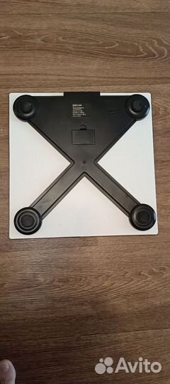 Весы напольные электронные 180 кг