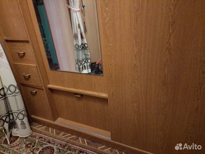 Шкаф для одежды бу