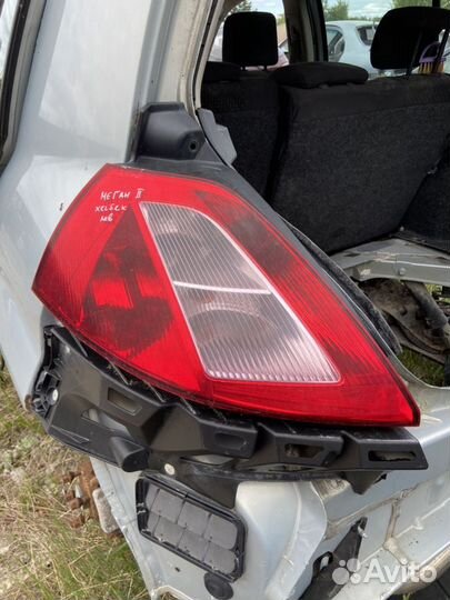 Фонарь задний Меган 2 хечбек левый