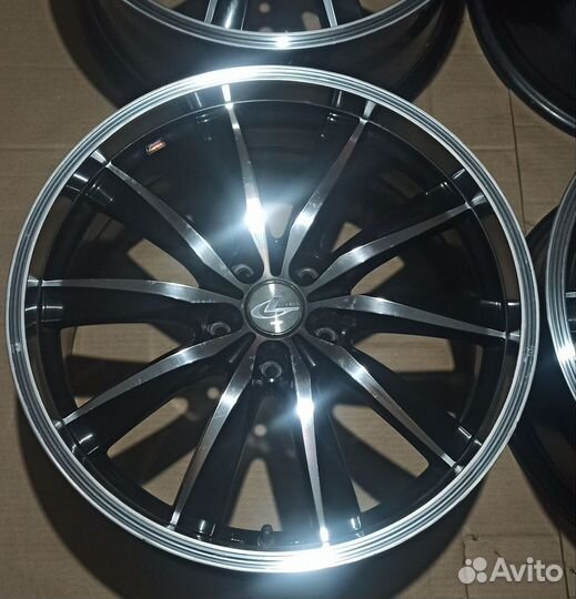 Weds Leonis R19x8J, 5x114.3, ET48, DIA73.1