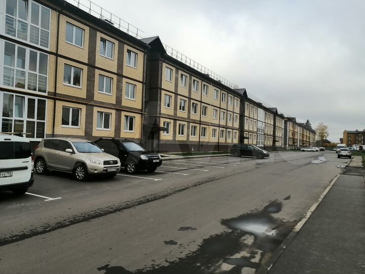 3-к. квартира, 83,3 м², 1/3 эт.